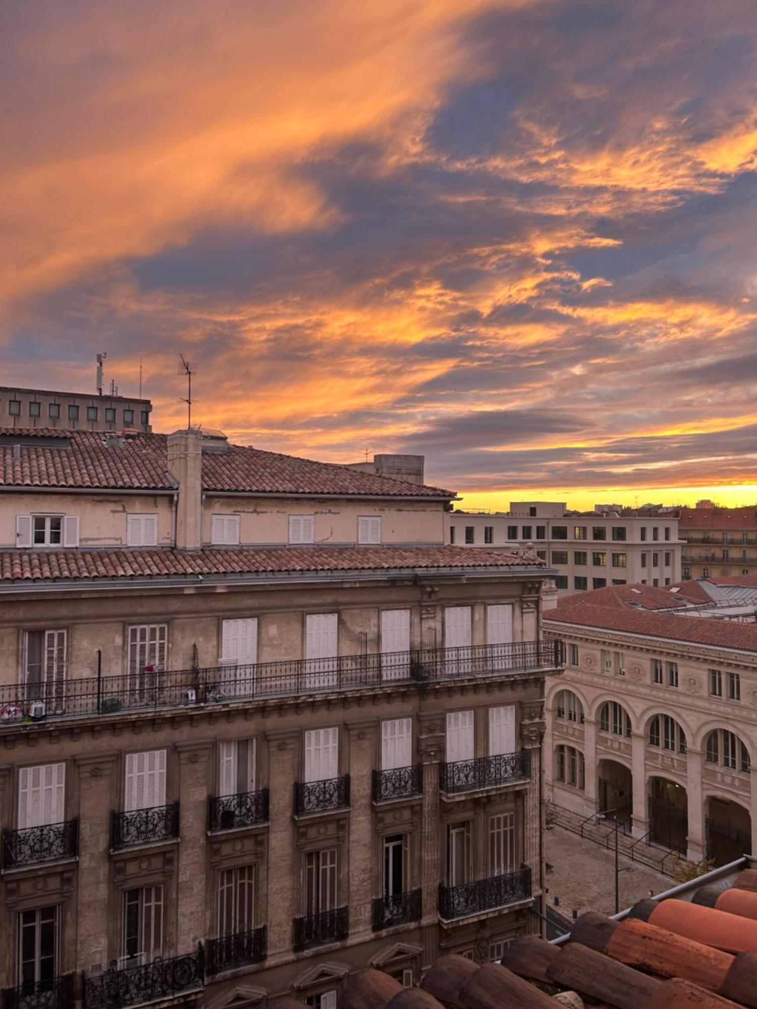 Mai Homes - Le Colbert Marseille Luaran gambar